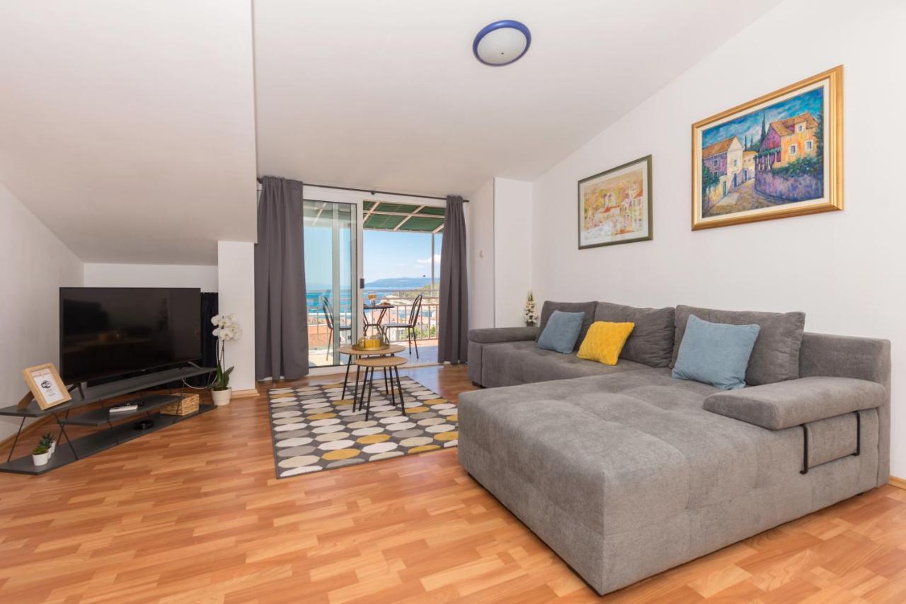 Zoka Apartment Makarska