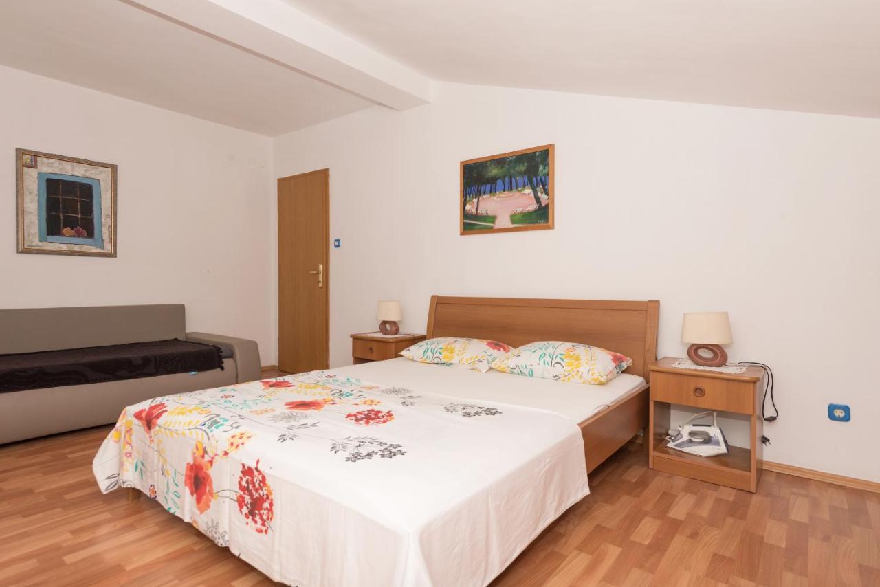 Zoka Apartment Makarska
