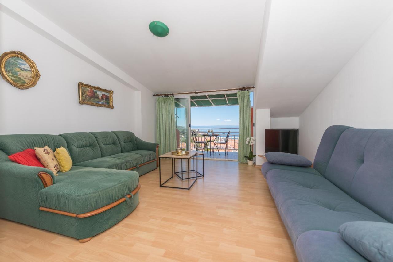 Apartment Zoka