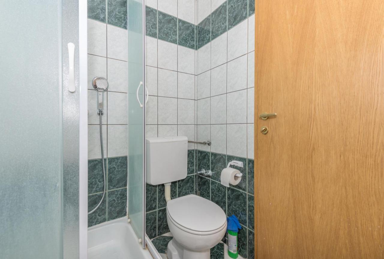 Apartment Zoka Makarska