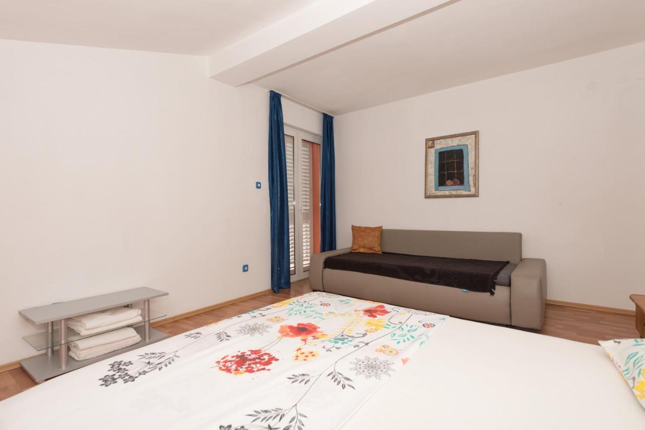 Zoka Apartment *